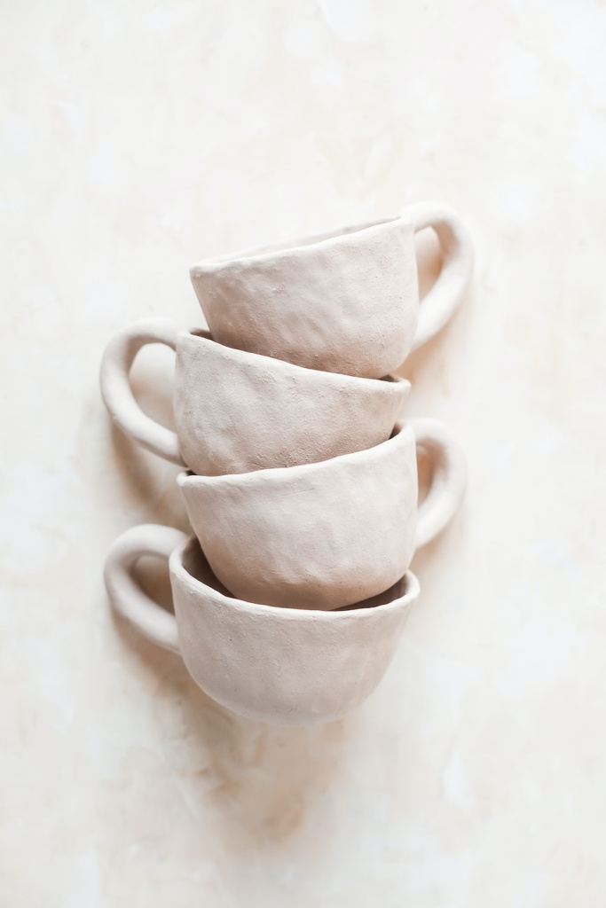 Глиняные изделия ручной лепки – прародитель современной керамической посуды